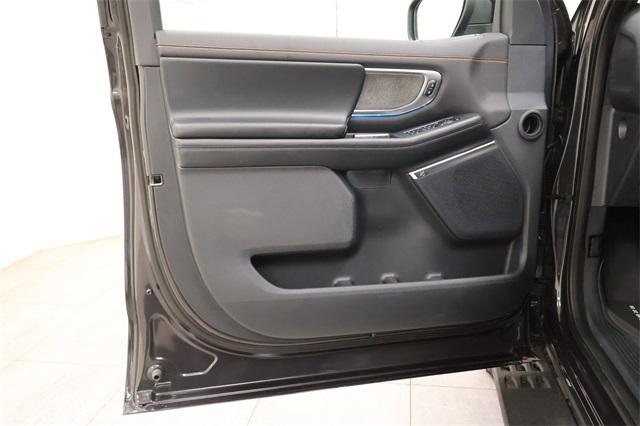 new 2025 Ford Expedition car, priced at $80,375