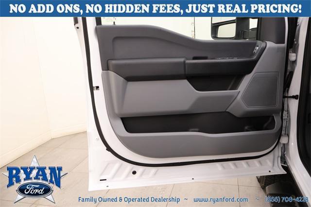 new 2025 Ford F-250 car, priced at $56,765