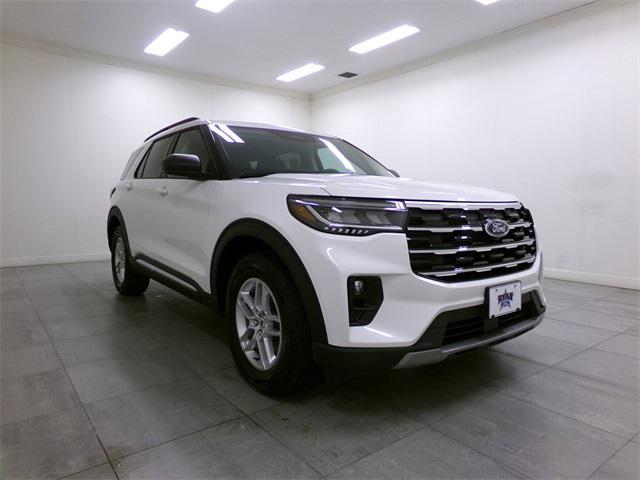new 2025 Ford Explorer car, priced at $40,872