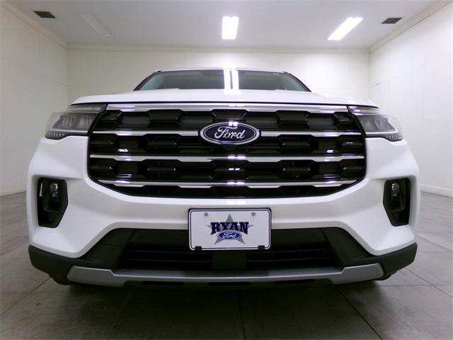 new 2025 Ford Explorer car, priced at $40,872
