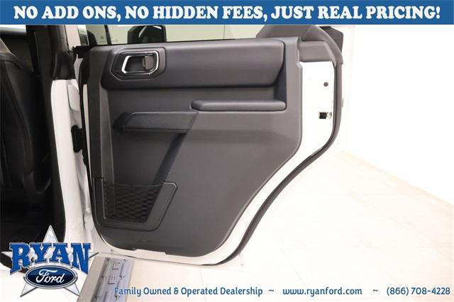 new 2025 Ford Bronco car, priced at $45,572