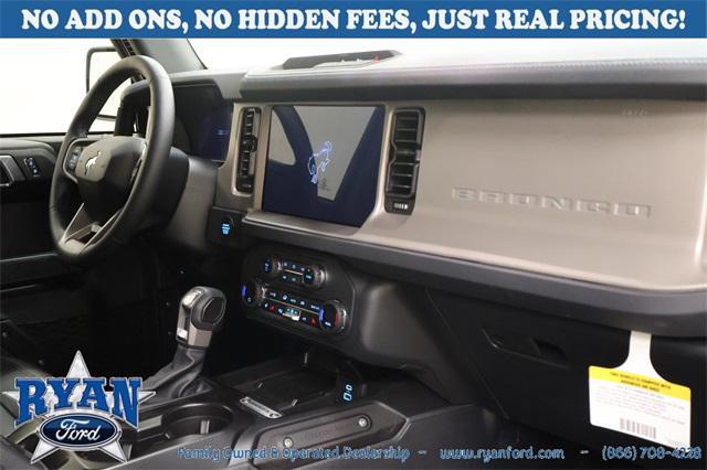 new 2025 Ford Bronco car, priced at $45,572