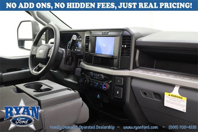 new 2025 Ford F-250 car, priced at $67,294