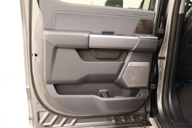new 2025 Ford F-250 car, priced at $73,692