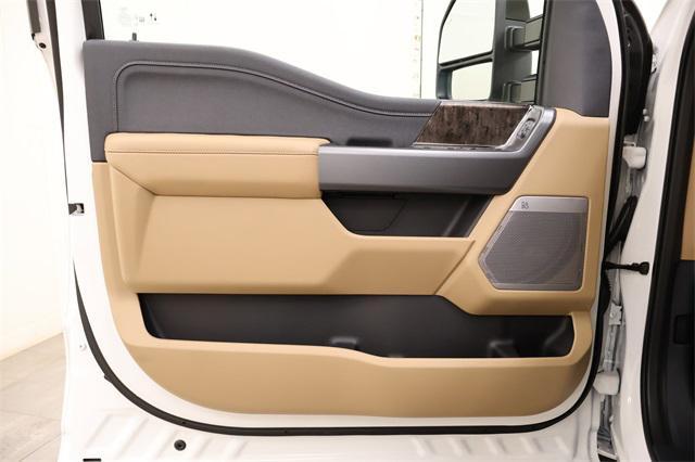 new 2025 Ford F-450 car, priced at $92,265