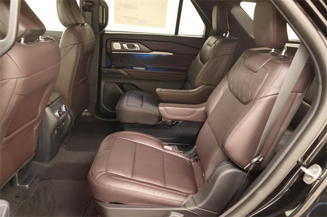 new 2025 Ford Explorer car, priced at $54,878