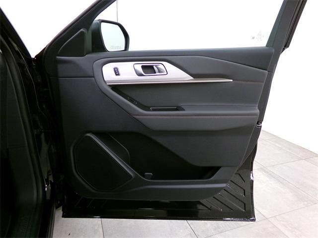 new 2025 Ford Explorer car, priced at $41,207