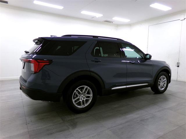 new 2025 Ford Explorer car, priced at $39,590