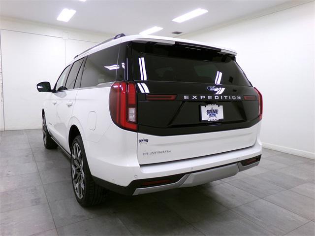 new 2025 Ford Expedition car, priced at $90,990