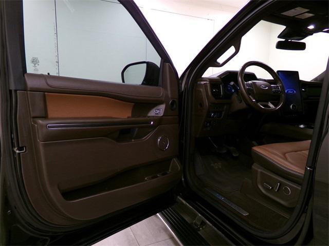 used 2022 Ford Expedition car, priced at $53,922