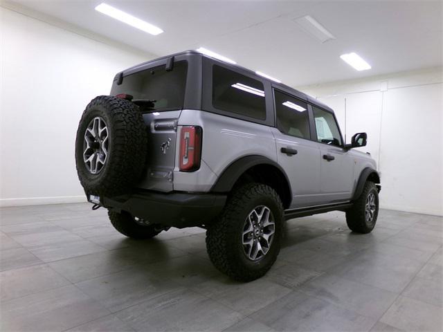 new 2024 Ford Bronco car, priced at $55,121