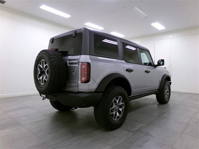 new 2024 Ford Bronco car, priced at $55,121