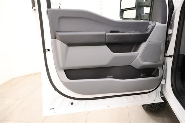 new 2025 Ford F-250 car, priced at $50,041