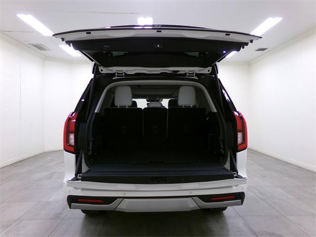 new 2025 Ford Expedition car, priced at $90,990