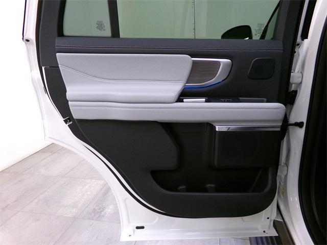 new 2025 Ford Expedition car, priced at $90,990