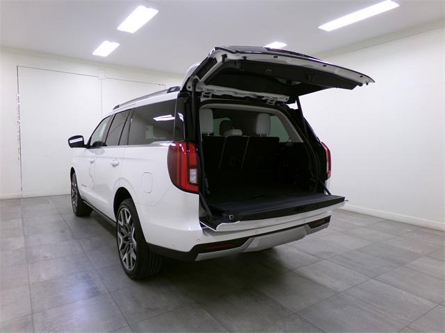 new 2025 Ford Expedition car, priced at $90,990