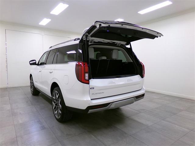 new 2025 Ford Expedition car, priced at $90,990