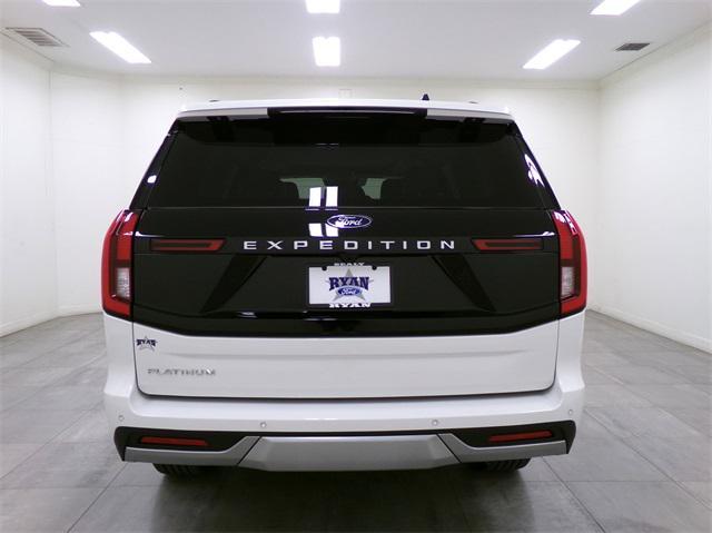 new 2025 Ford Expedition car, priced at $90,990