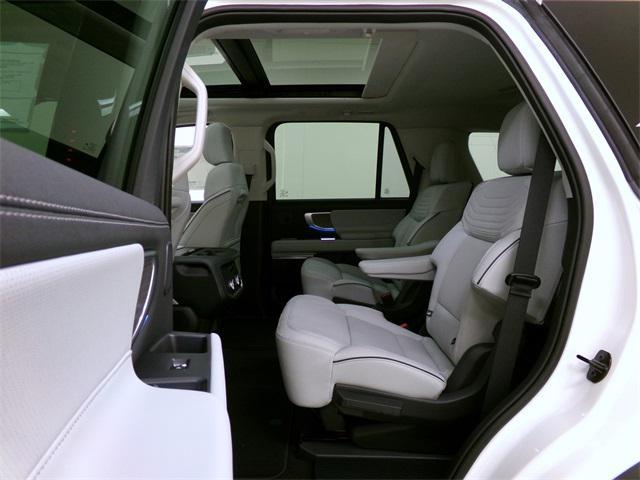 new 2025 Ford Expedition car, priced at $90,990