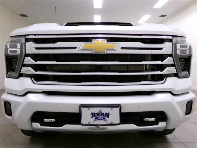 used 2024 Chevrolet Silverado 2500 car, priced at $73,886