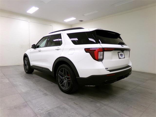 new 2025 Ford Explorer car, priced at $46,619