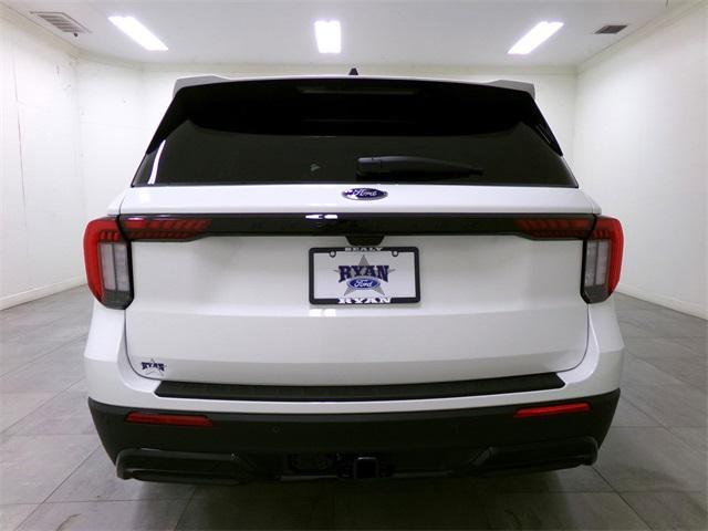 new 2025 Ford Explorer car, priced at $46,619