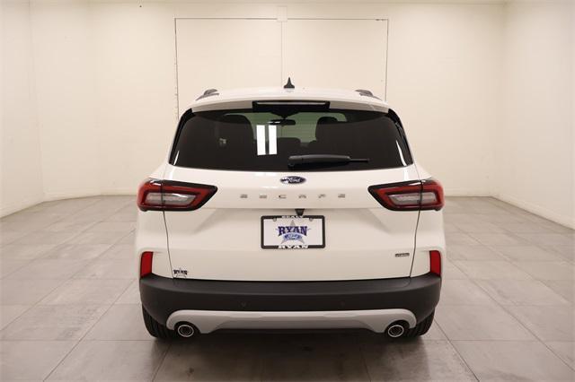 new 2025 Ford Escape PHEV car, priced at $33,441