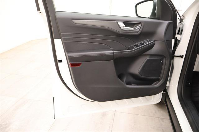 new 2025 Ford Escape PHEV car, priced at $33,441