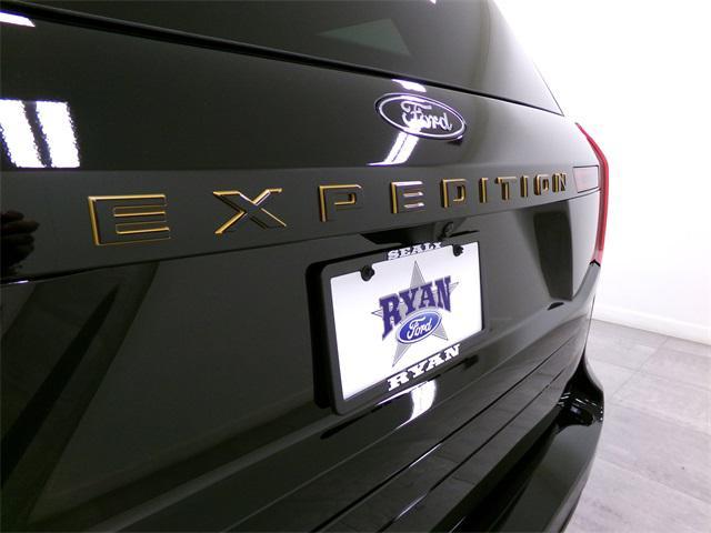 new 2025 Ford Expedition car, priced at $83,025