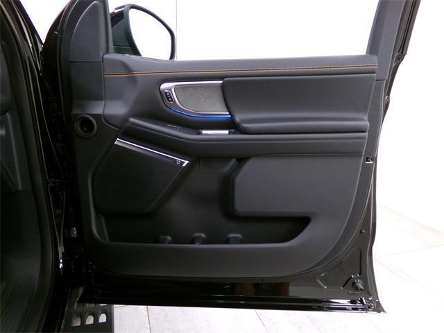 new 2025 Ford Expedition car, priced at $83,025