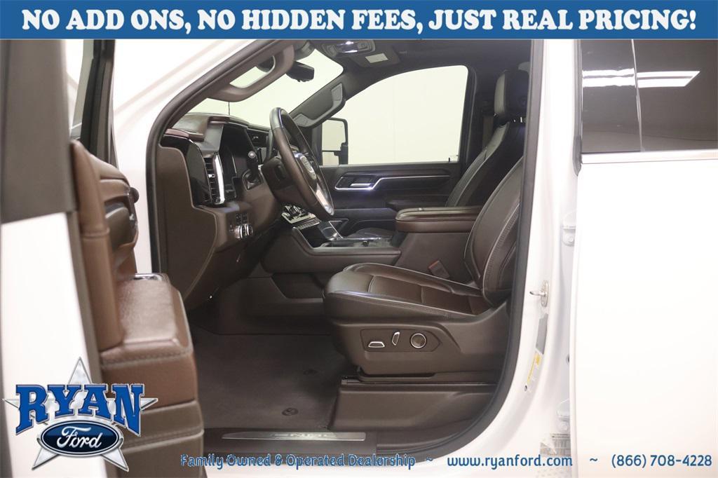 used 2024 GMC Sierra 2500 car, priced at $67,249