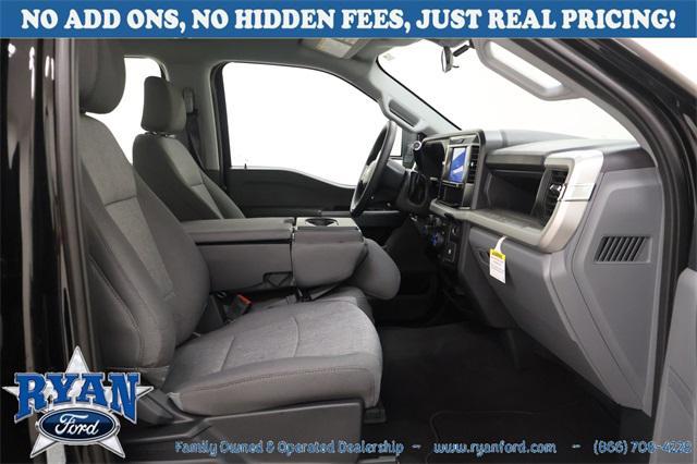 new 2025 Ford F-250 car, priced at $53,702