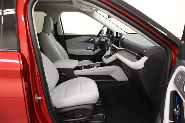 new 2025 Ford Explorer car, priced at $54,153