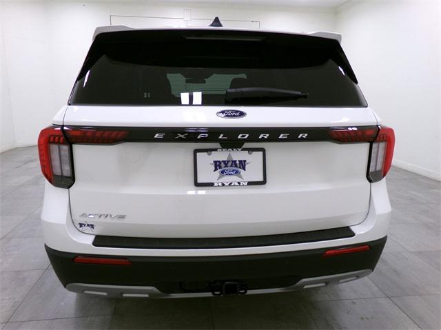 new 2025 Ford Explorer car, priced at $40,869