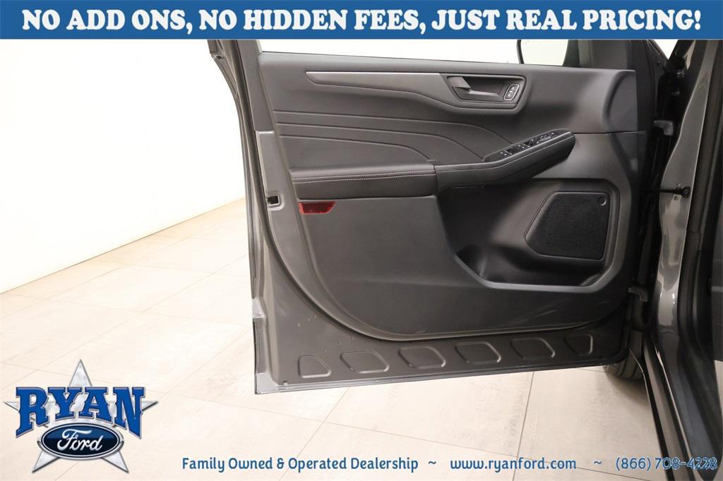 new 2026 Ford Escape car, priced at $25,257