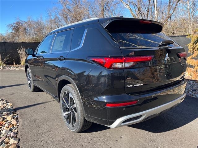 new 2024 Mitsubishi Outlander car, priced at $35,800