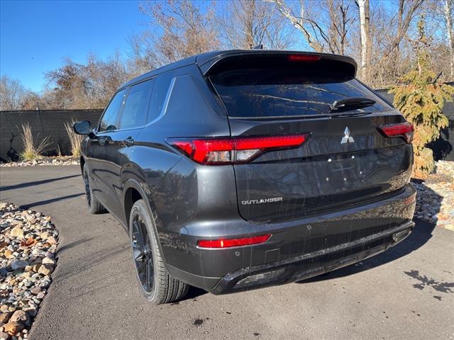 new 2024 Mitsubishi Outlander car, priced at $33,945