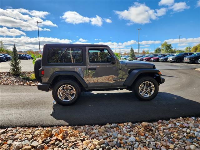 used 2022 Jeep Wrangler car, priced at $26,900