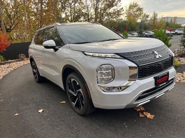 new 2024 Mitsubishi Outlander car, priced at $39,720