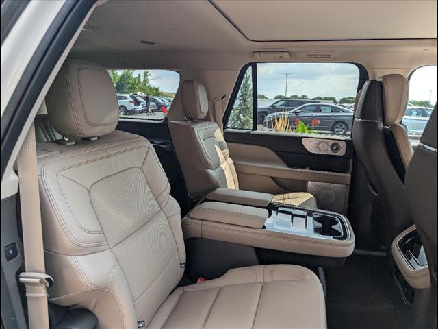 new 2024 Lincoln Navigator L car, priced at $102,870