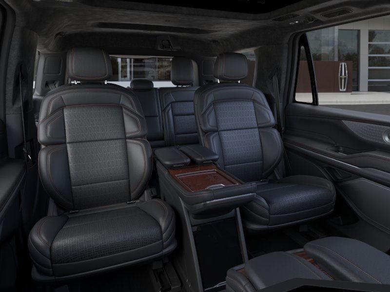 new 2025 Lincoln Navigator car, priced at $120,735