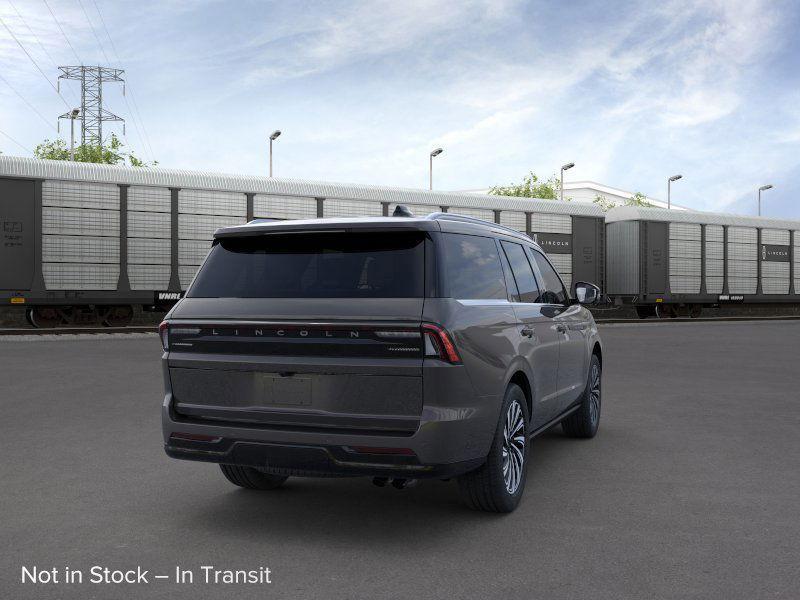 new 2025 Lincoln Navigator car, priced at $120,735