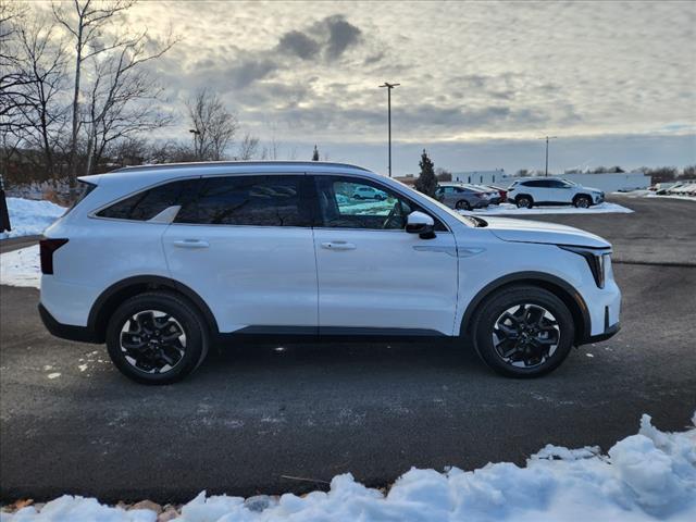 used 2025 Kia Sorento car, priced at $32,900