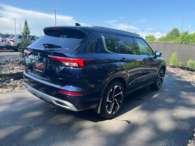 new 2024 Mitsubishi Outlander car, priced at $38,120