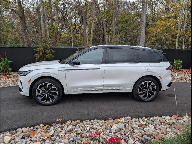 new 2024 Lincoln Nautilus car, priced at $64,950