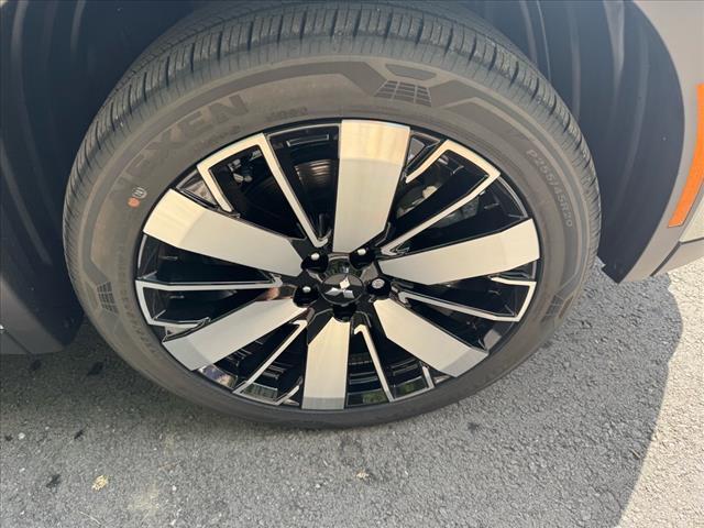 new 2025 Mitsubishi Outlander car, priced at $34,500