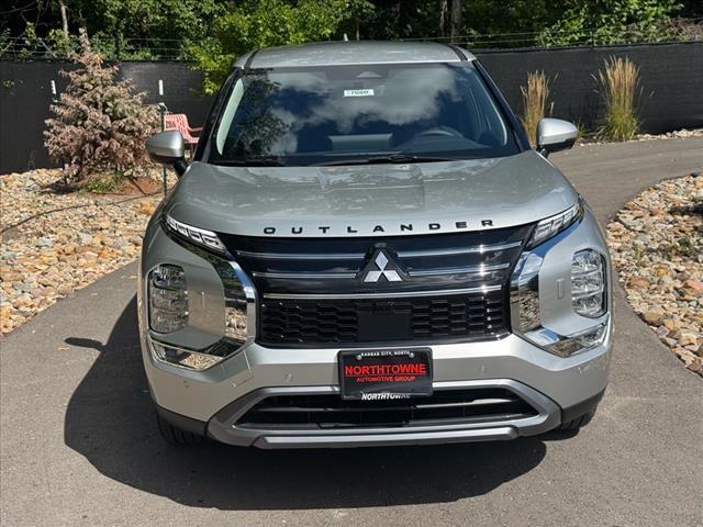 new 2025 Mitsubishi Outlander car, priced at $34,500
