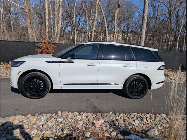 new 2025 Lincoln Aviator car, priced at $76,950