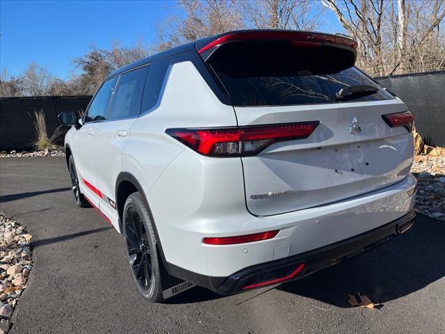 new 2024 Mitsubishi Outlander car, priced at $34,700