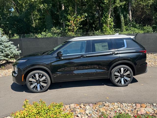 new 2025 Mitsubishi Outlander car, priced at $42,535